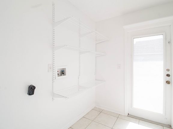 3rd image of 2782A Picadilly Cir
