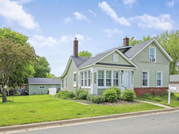 410 2nd Ave NW, New Prague, MN 56071