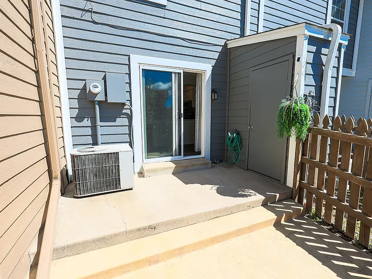 10486 W Dartmouth Ave #TOWNHOUSE — Photo 12