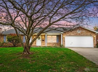 660 Hiatt Ave, Wilmington, OH 45177