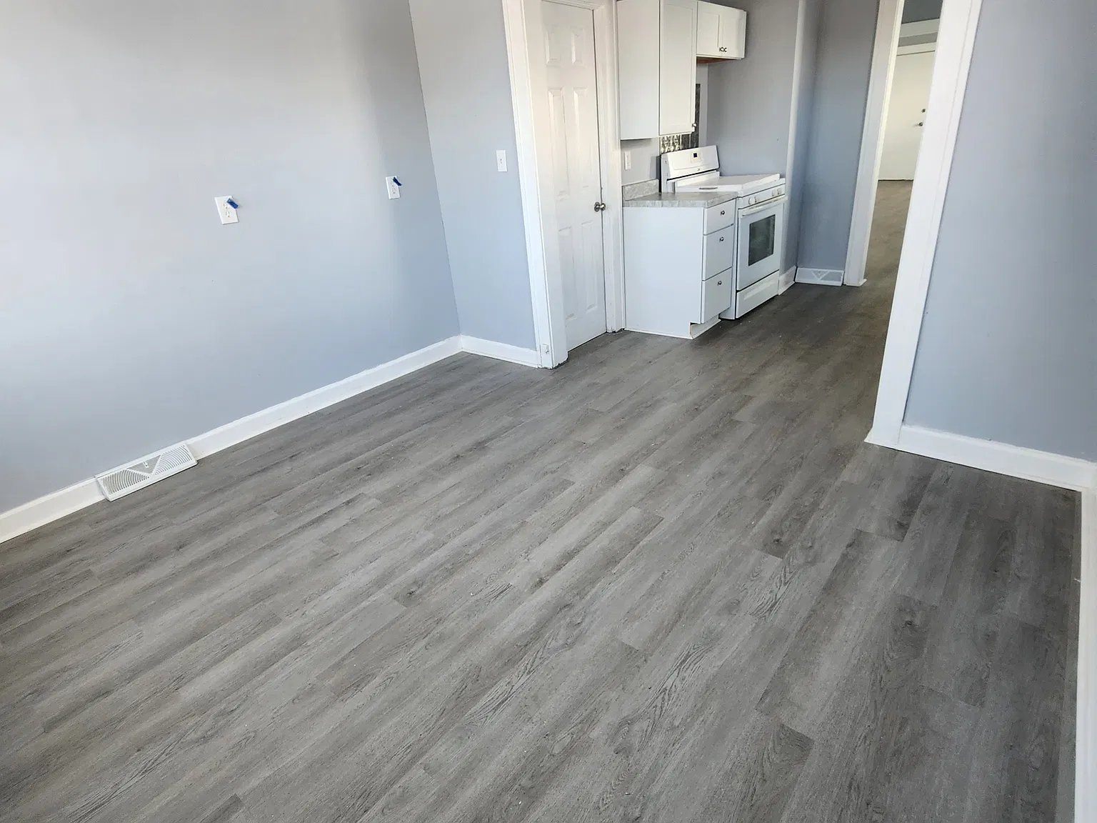 2 bed, 1059 sqft, $950 — Photo 4
