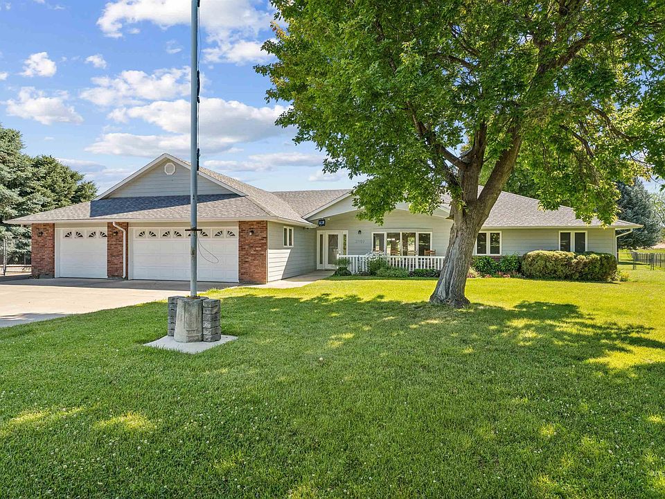 1st image of 2099 Shelley Dr