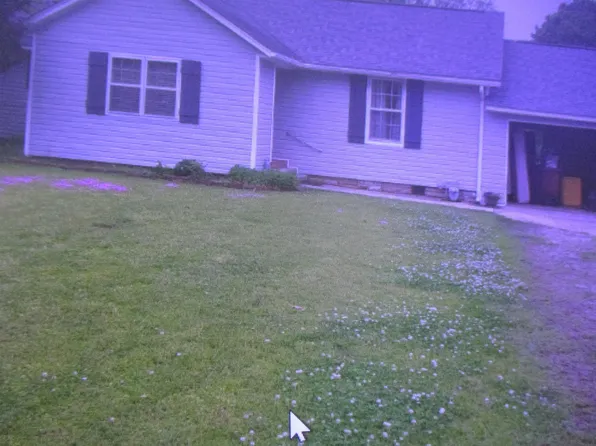 7992 S Valley Rd, Pinson, AL 35126