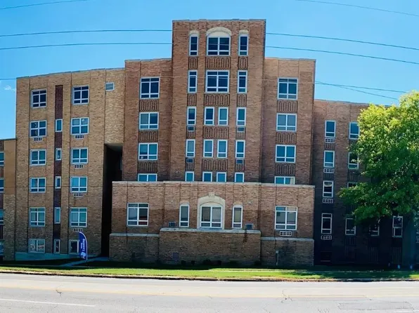 Madison Street Apartments