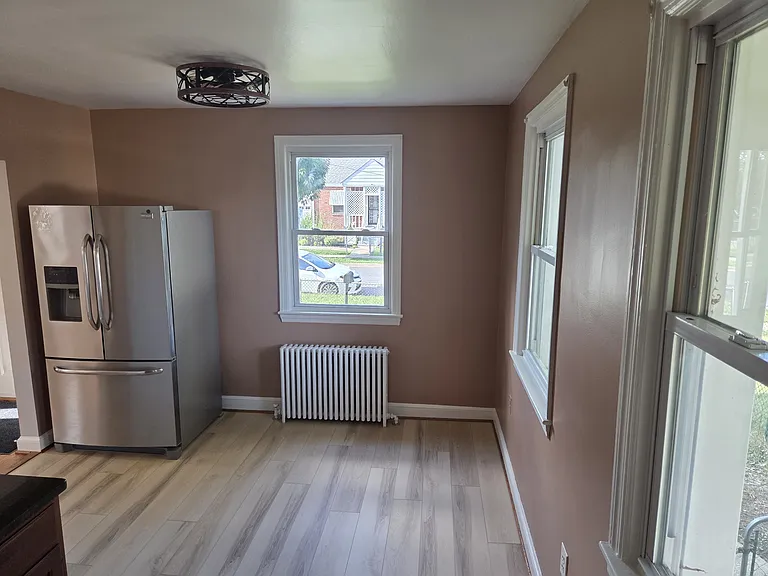 4707 Somerset Rd — Photo 7