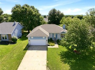 1204 Foxridge Dr, Warrensburg, MO 64093