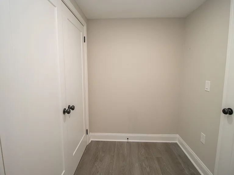 1840 Hampton Street — Photo 41