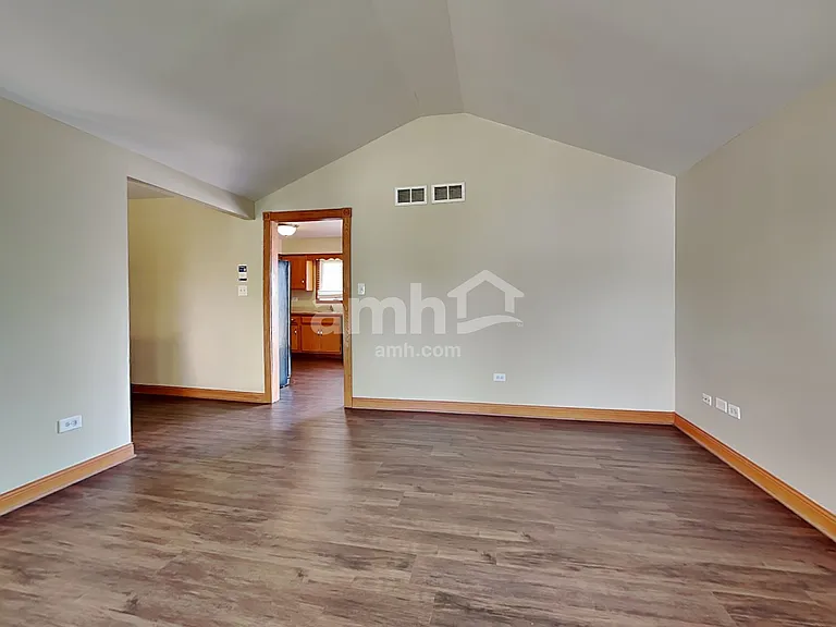 2113 Cumberland Dr — Photo 6