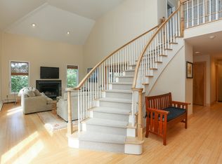 5 Huntington Ct, Briarcliff Manor, NY 10510