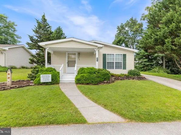 344 Crystal Creek Xing, Abbottstown, PA 17301