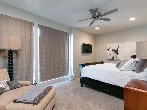 3511 Ocean Cir Unit E, Manhattan, KS 66503