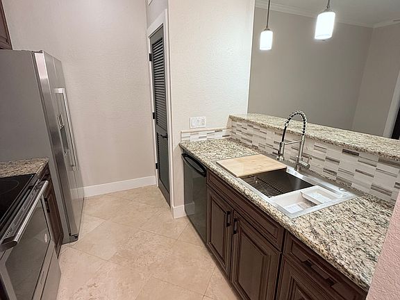 3rd image of 860 N Orange Ave APT 164