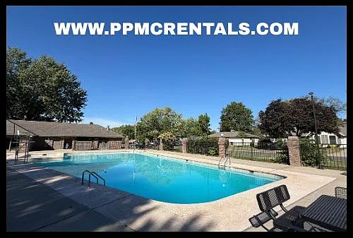 4 bed, 2608 sqft, $2,695 — Photo 3
