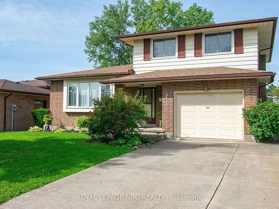 1st image of 7 Dolly Cir