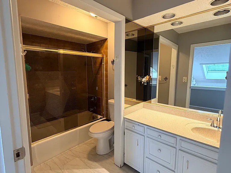 8226 Glencree Pl — Photo 5