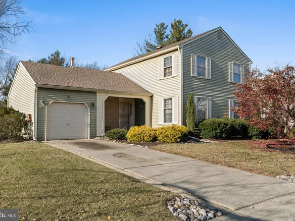 42 Dunhill Dr, Voorhees, NJ 08043