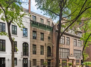223 E 49th St, New York, NY 10017