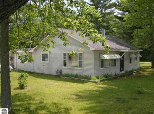 4764 Ausable Rd, Oscoda, MI 48750
