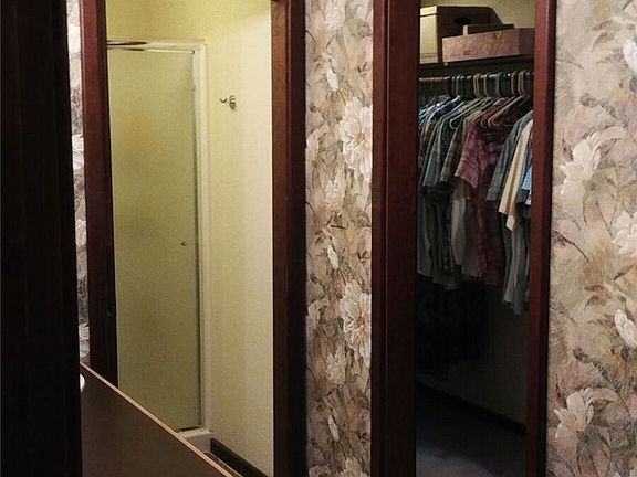 3rd image of 4324 94th Drive SE