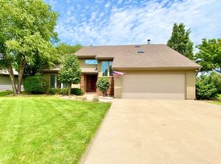 1715 W Bob O Link Dr, Pontiac, IL 61764