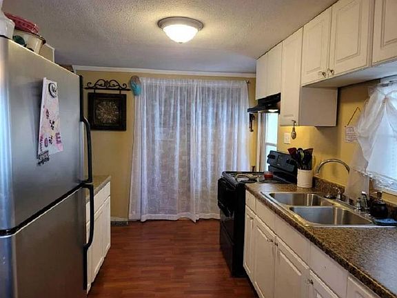 4th image of 7840 72nd St N #115