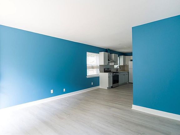 4th image of 4189 Woodwin Ct