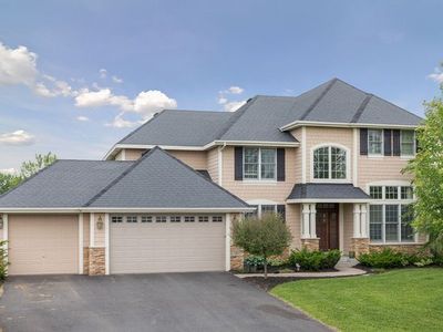 10807 Maple Blvd, Woodbury, MN, 55129