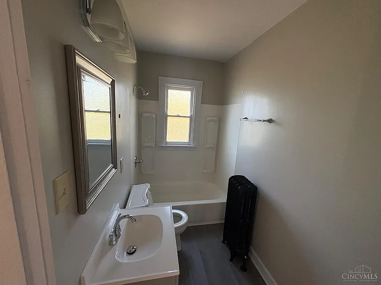 4237 Vine St — Photo 6