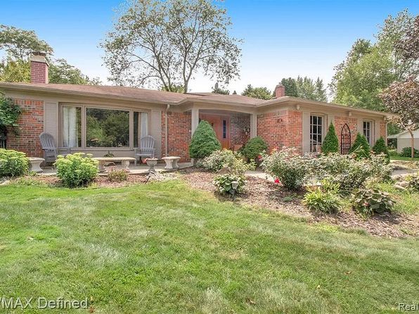 4302 Stonehenge Ct