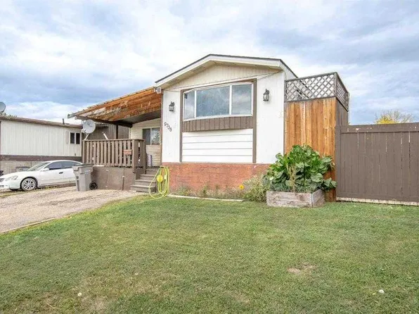 9738 119a Ave, Grande Prairie, AB T8V 5H7
