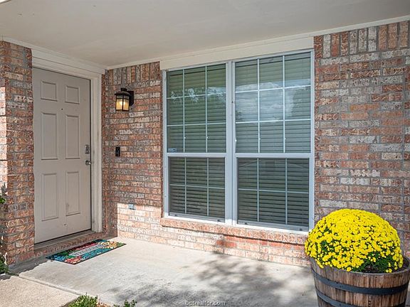 2nd image of 115 Silkwood Dr