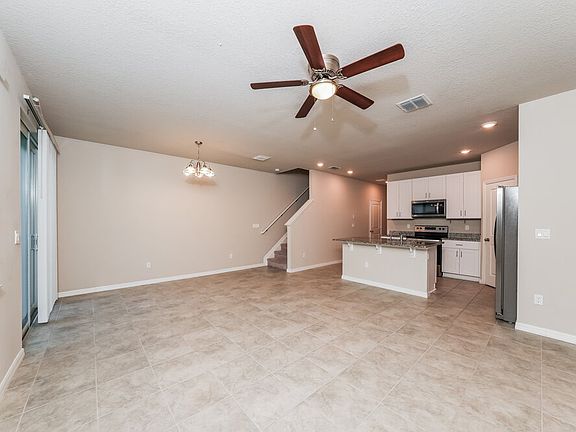 4th image of 4030 Hot Springs Ave