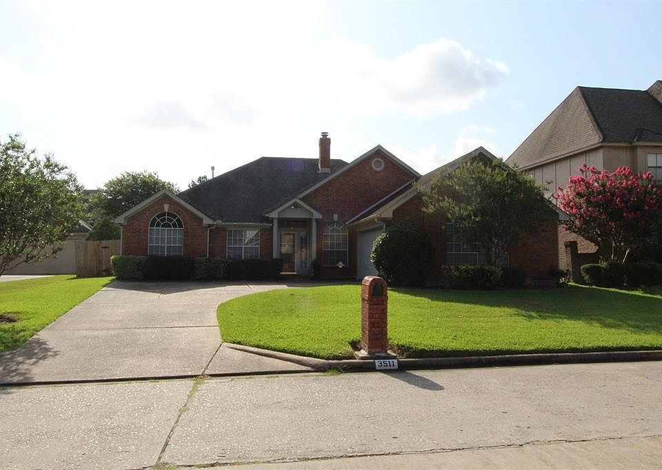 1st image of 3511 Ashfield Dr