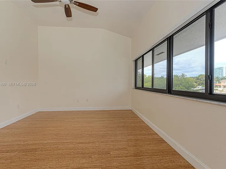 231 Poinciana Dr #401 — Photo 22