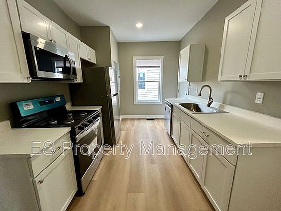 2nd image of 576 E Fall Creek Parkway North Dr APT 7