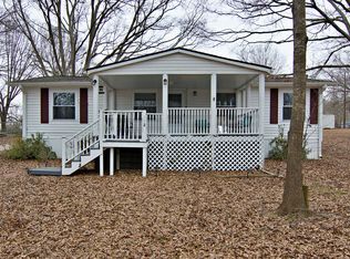 112 Berry Glen Rd, Pelzer, SC 29669