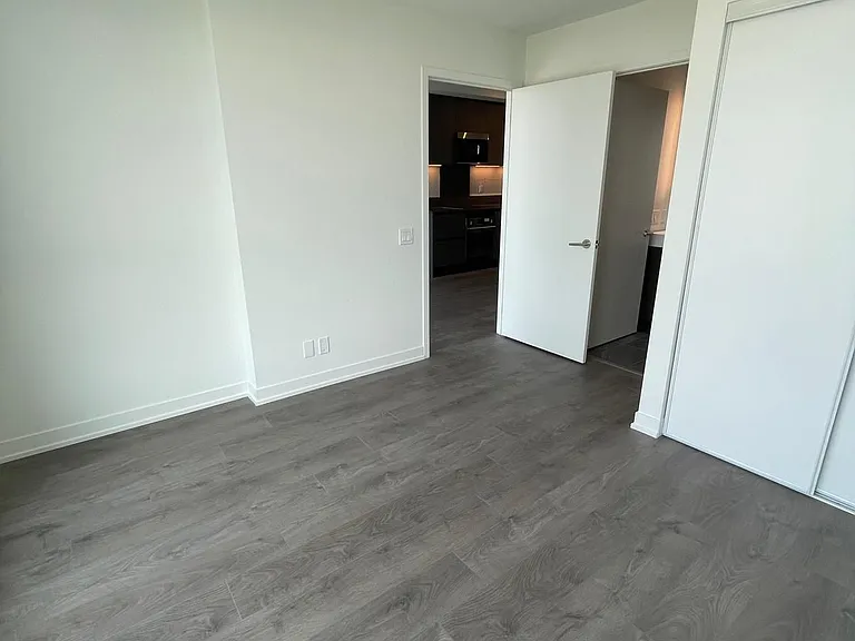 39 Mary St #1512 — Photo 3