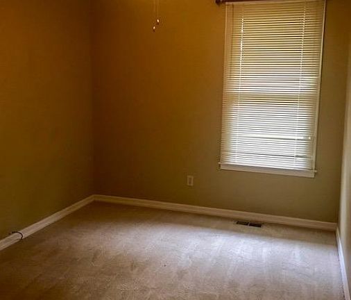 5th image of 479 Monticello Blvd