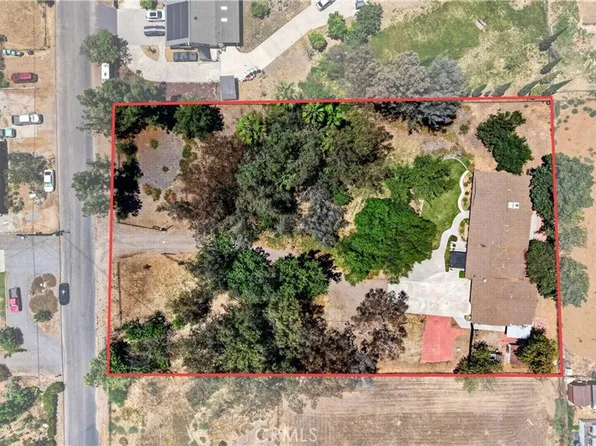18666 Bert Rd, Riverside, CA 92508