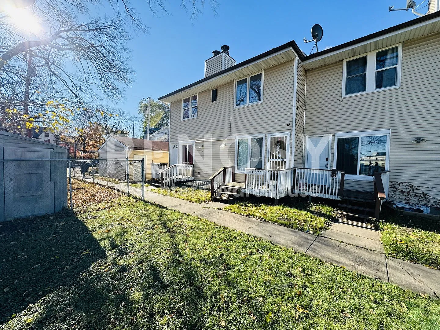 Townhouse in Minneapolis 3 Bedroom 2 Bathroom! — Photo 1