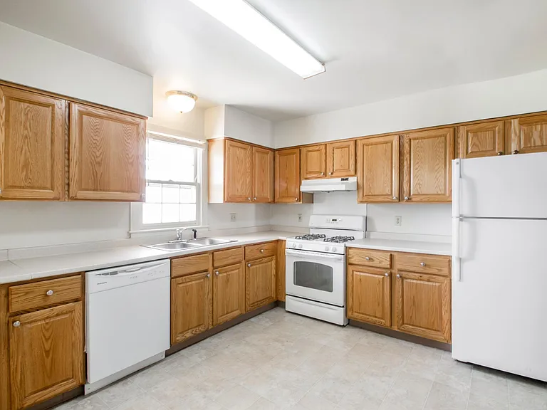 381 Jackson Rd — Photo 6