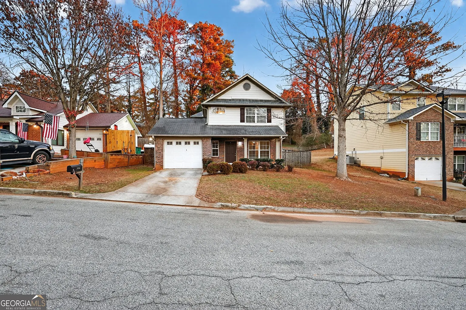 2732 Silver Hill Ter SE photo 1