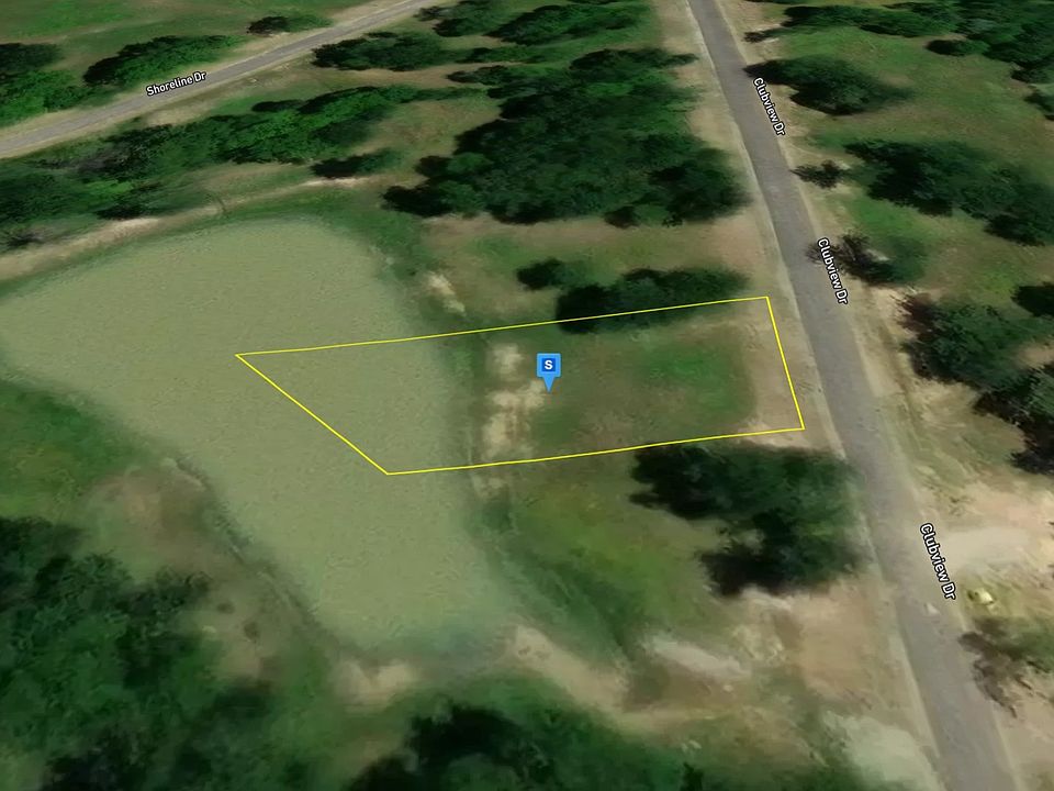 2nd image of 712 Clubview Dr