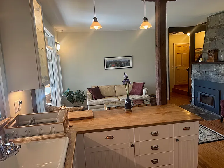 129 Vernon Rd — Photo 9