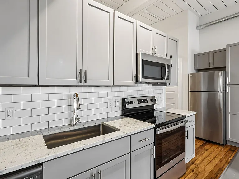 Piedmont Lofts — Photo 31