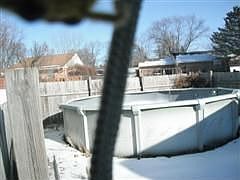 3rd image of 4827 Creeknoll Ct