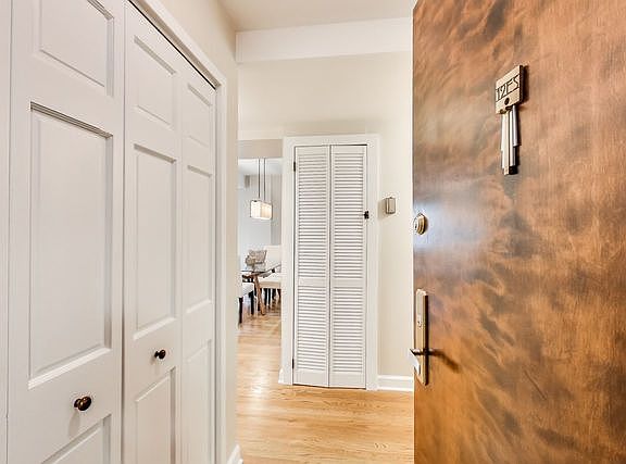5th image of 2100 N Lincoln Park West Ave #12ES