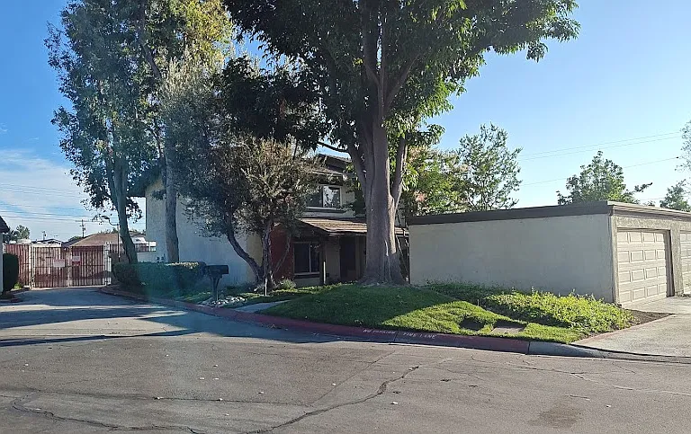1661 Aspen Village Way — Photo 1