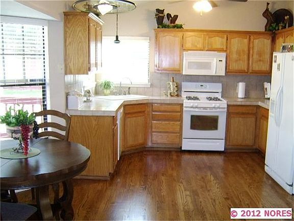 3rd image of 9255 S 259 East Ave