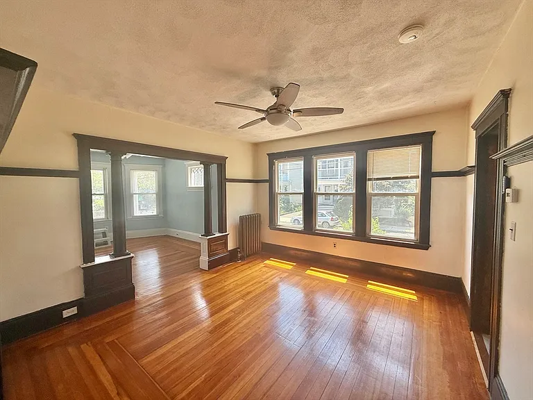39 Dunbar Ave #1 — Photo 16